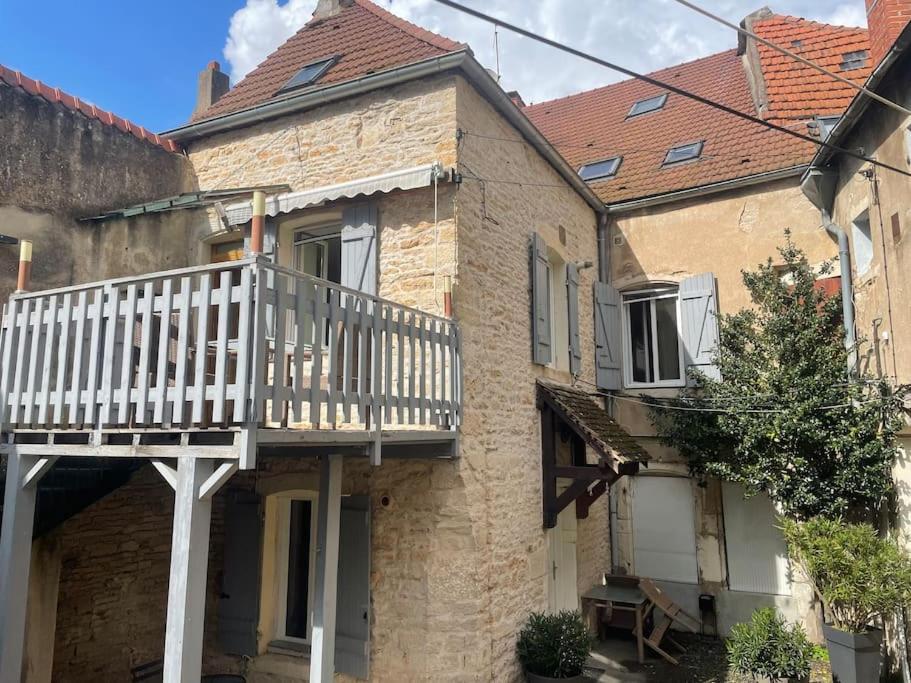 Agreable Gite Au Coeur Du Centre Ville 4 Personnes Chagny  Exterior photo