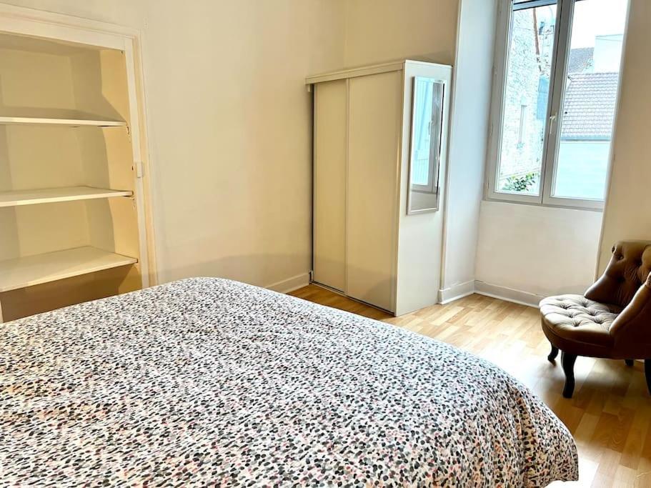 Agreable Gite Au Coeur Du Centre Ville 4 Personnes Chagny  Exterior photo